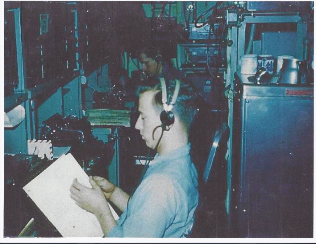 USSCalvert(APA-32)-RadioDept-early1950s-003